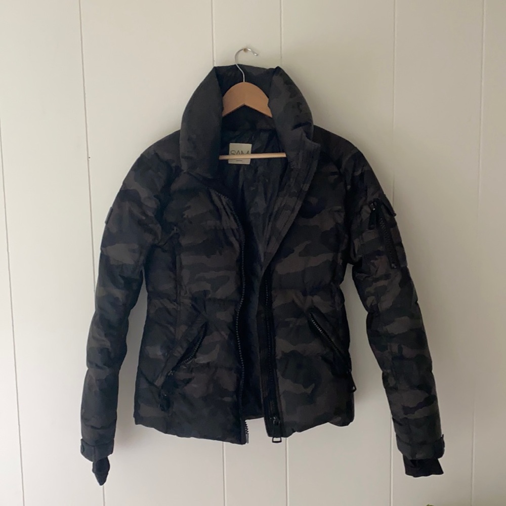 SAM. Black Camouflage Puffer Jacket